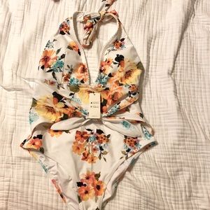 Women’s CUPSHE one piece